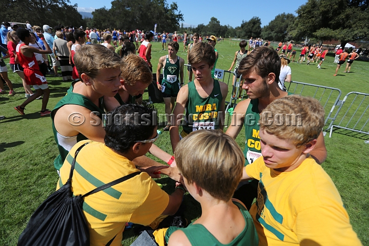 2014StanfordD2Boys-194.JPG - D2 boys race at the Stanford Invitational, September 27, Stanford Golf Course, Stanford, California.